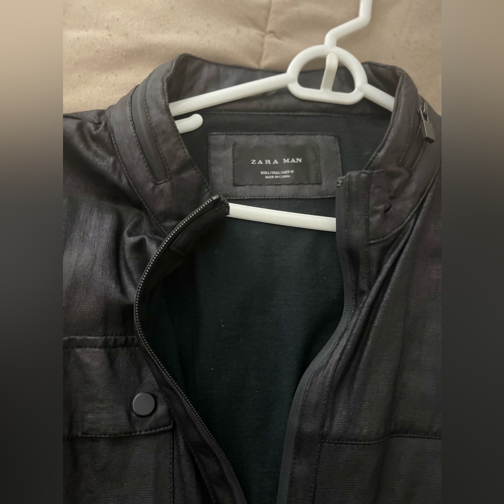 Mens Zara light weight leather jacket sleeveless